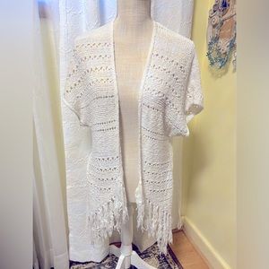 Hollister M/L sweater cover up